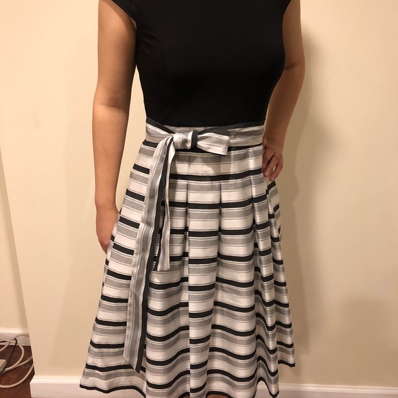 Cocktail dress - Picture 1 of 5